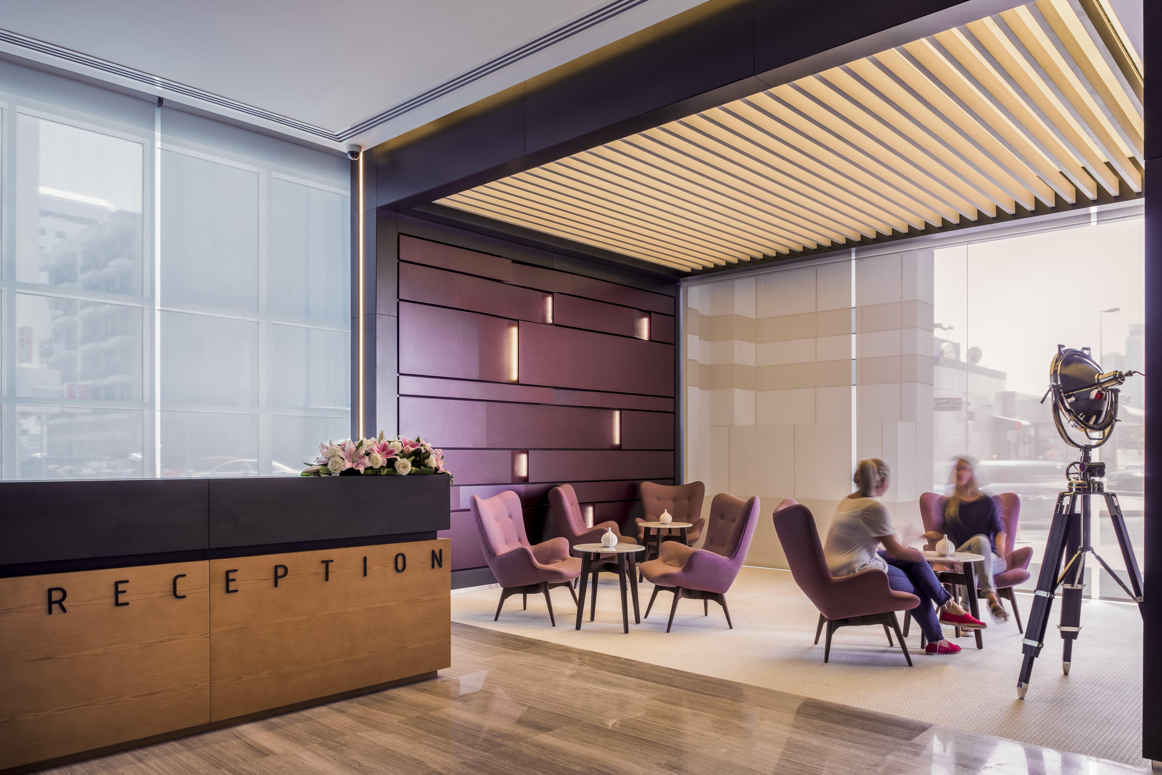فندق إيه سي تي الشارقة المظهر الخارجي الصورة The lobby of the hotel